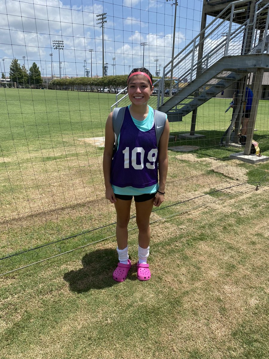 Ellen7Rodriguez's tweet photo. I had a great experience @LSU Elite ID Camp! Learn a-lot and met a-lot of great players!! Thank you to all the coaching staff and all the @LSUSoccer  players that made this camp a great experience! #GeauxTigers 
@RiseSoccerClub 
@Rise08G 
@coachkevincross 
@AndreaCasella21 https://t.co/LefzlDpdg8
