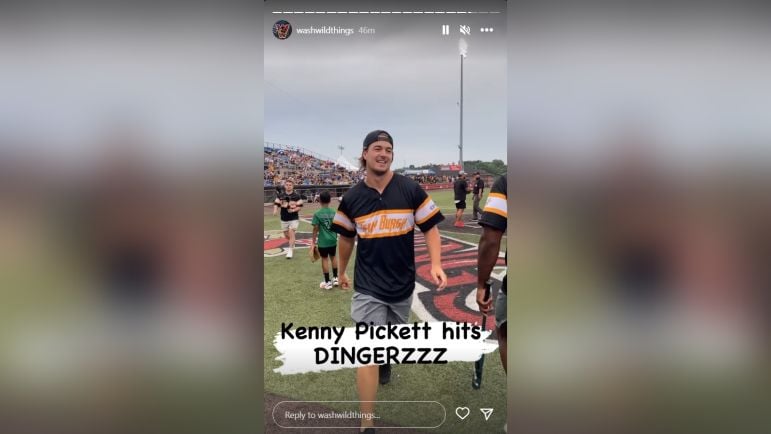 Watch: Kenny Pickett Hits Dingers In Cam Heyward’s Charity Softball Game #Steelers #Pittsburgh #NFL https://t.co/tt2G0aKs74 https://t.co/0twYqm6BNq