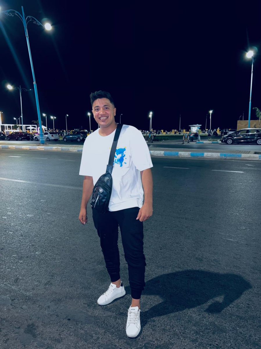 kkooffttaa's tweet photo. 💙 https://t.co/b0nABys8Dp