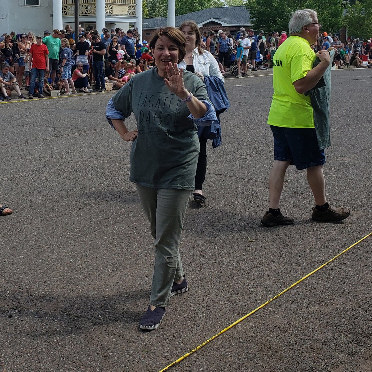Great to see our friend US Senator, Amy Klobuchar, at Agate Days at Moose Lake, Minnesota today. Amy Klobuchar and Lake Superior agates are the best! https://t.co/o2OG9P52UU