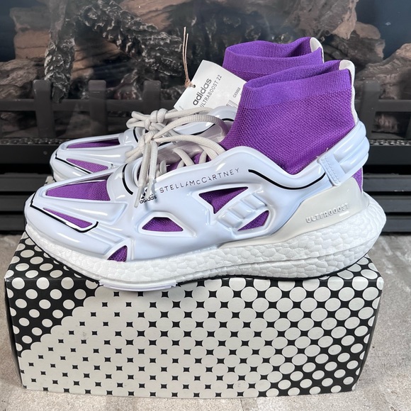 STAC_Fashion's tweet photo. So good I had to share! Check out all the items I'm loving on @Poshmarkapp #poshmark #fashion #style #shopmycloset #stjohn #bananarepublic #adidasbystellamccartney: https://t.co/ezXzvjQQmA https://t.co/qqNyyXvO7m