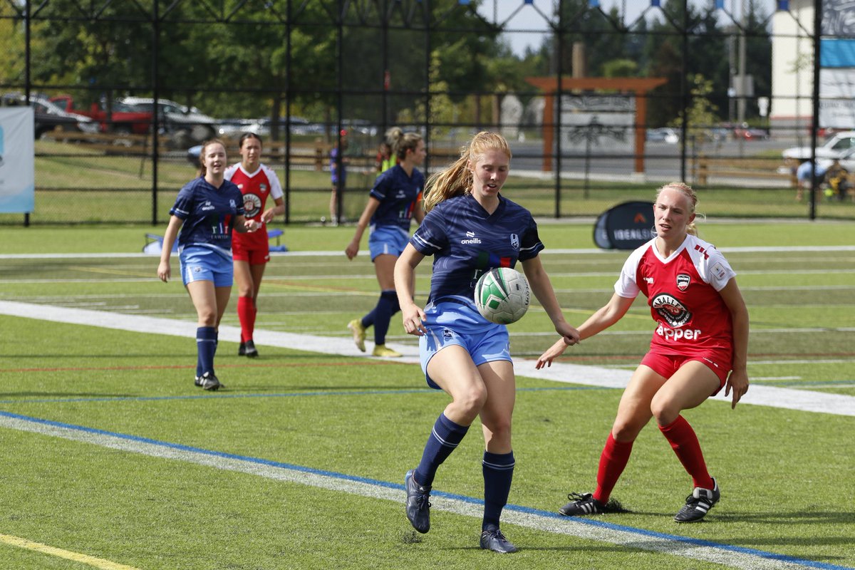 Final score in #Nanaimo: @harboursidefc <a href="/TSSRovers/">TSS Rovers Football Club</a> tie 2-2 in <a href="/League1BC/">League1 British Columbia</a> WSOC action. Thanks to the fans for joining us and cheers to the <a href="/swanguardians/">The Swanguardians 🏆⭐️⭐️</a> for making the trek to Nanaimo!