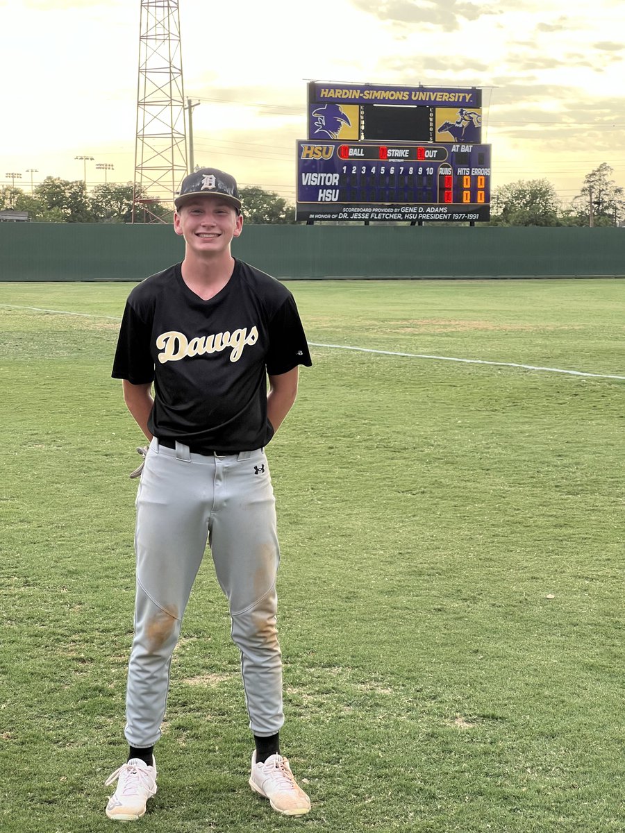 FiveToolTexas's tweet photo. F: Midland Dawgs 10, Torque/SD 17U 2
PoG: @tjschlaffer1 2-3, 2B, 3 RBI
Pitcher: Tag Galindo 6 IP, 5K https://t.co/71RwfUuWk2