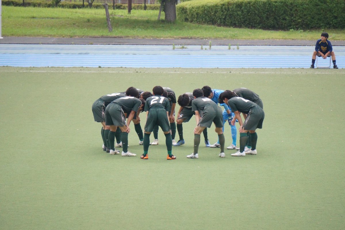 KBJsoccer53's tweet photo. 2023/6/25(日)
地区トップリーグ第9節
vs日本学園
●0-2

今日は気温が高かったし、体調不良で来れない人が多くいた中で、全員で戦って相手より圧倒的に走り勝てていた。しかしボールを回すことやシュートまで持っていく力が相手より劣っていた。⬇️ https://t.co/B0L5PKyPlo