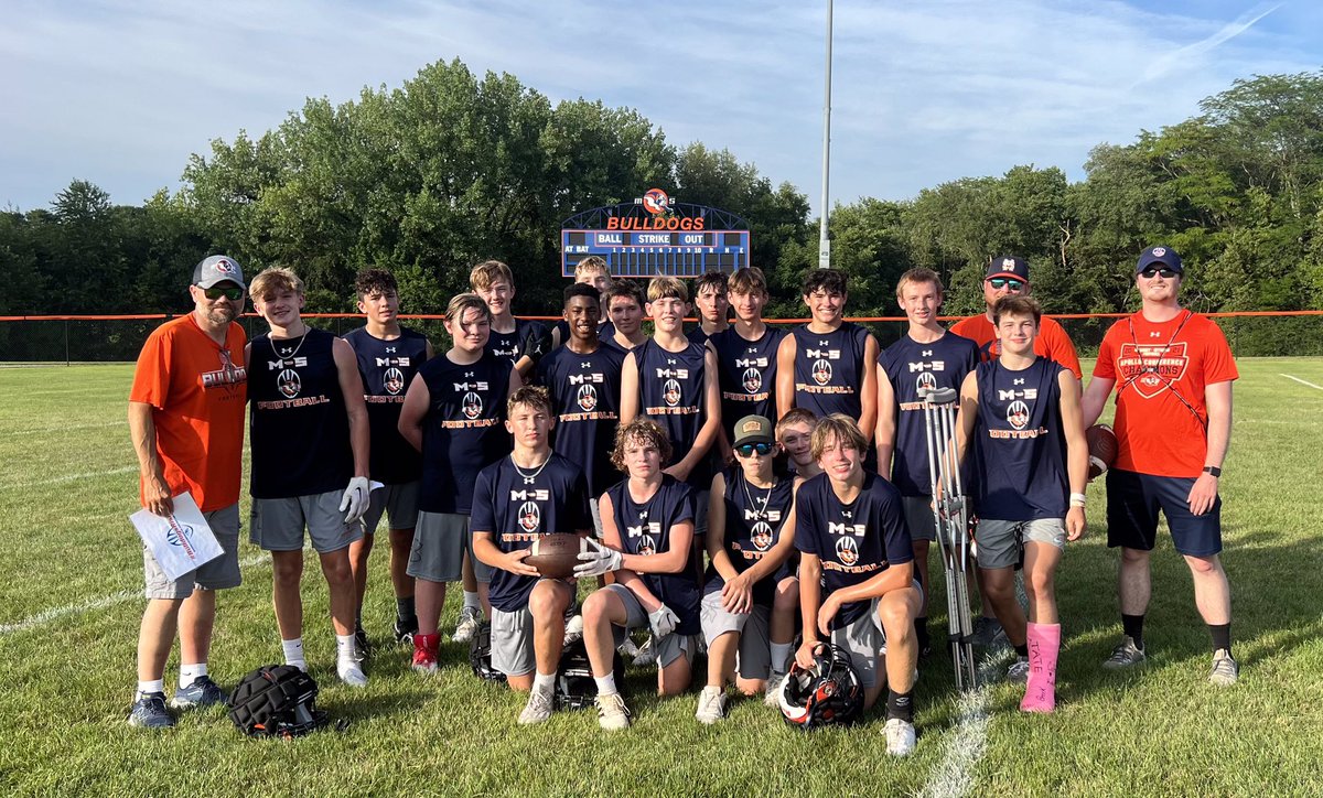 What a great day we had with the freshman! I am so blessed to be a part of their lives and very proud of how these young men competed yesterday. Life is good! ❤️🏈
I love you guys!
#FamilyStrong
“Stay humble and hungry”
<a href="/MSBulldogFTBL/">M-S Bulldog Football</a>