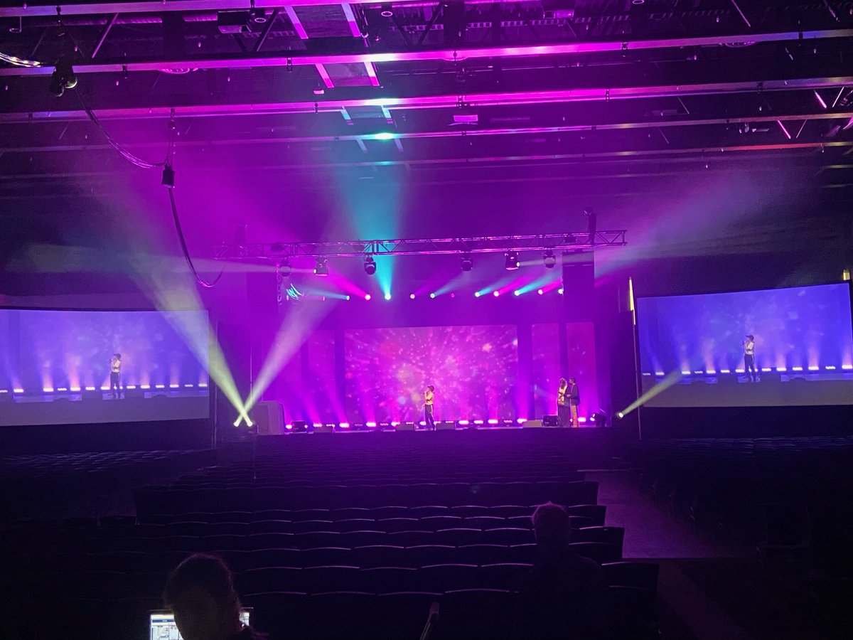 JonBeckett2's tweet photo. #HallD @yegconvention looking pretty fly for the 30th Anniversary of @animethon
#ProudPartner
@productionworld https://t.co/SVvshz097Z
