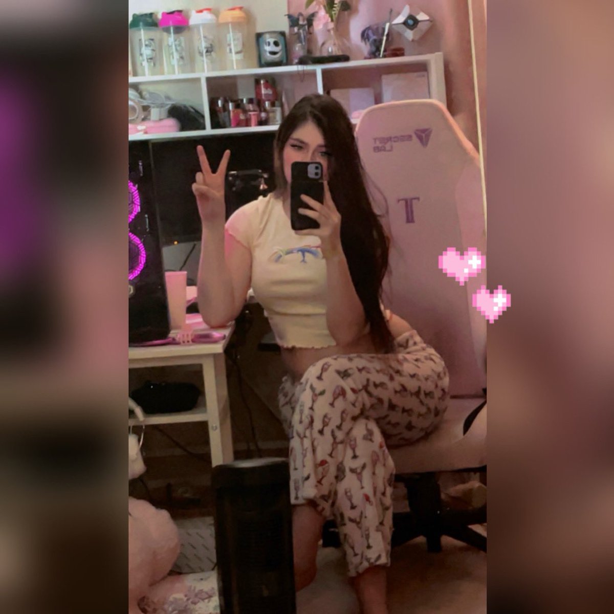 AllyyTwitch's tweet photo. I’m in my pj’s playing Iron Banner… come join me! 😄

Live now! 💗 —> https://t.co/erNQWsSbm1 https://t.co/m7LwWCBIZR