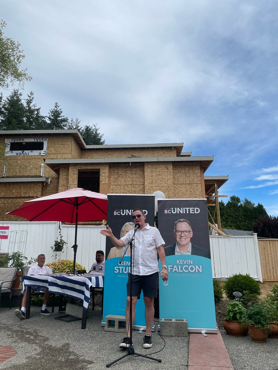KevinFalcon's tweet photo. Had an amazing time attending Surrey South's Summer BBQ with @elenoresturko and @TrevHal!

It was great connecting with our incredible BC United supporters and sharing my vision for a stronger, brighter British Columbia. #BCUnited https://t.co/0Pr5GBKK6d