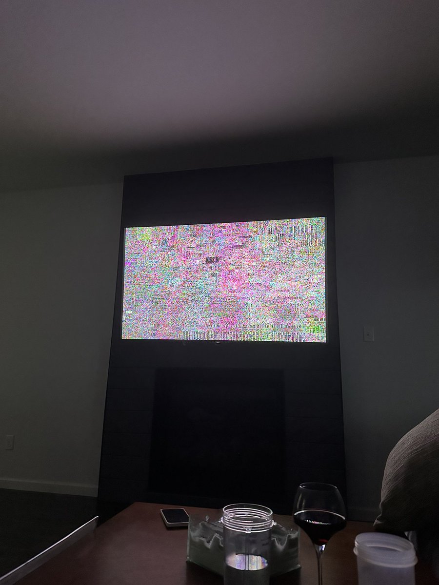 Almost every time I try to watch game of thrones this is what I get on HBO Max. @HBO  any fixes? https://t.co/4sp2cdhJ5Y