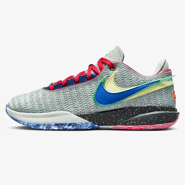 KicksUnderCost's tweet photo. LeBron 20 "Nike Lifer" On Sale $75 Off with FREE shipping

Use code ULTIMATE at checkout ->  https://t.co/Gv3tBL0fLc https://t.co/WBPc5ZBu8H