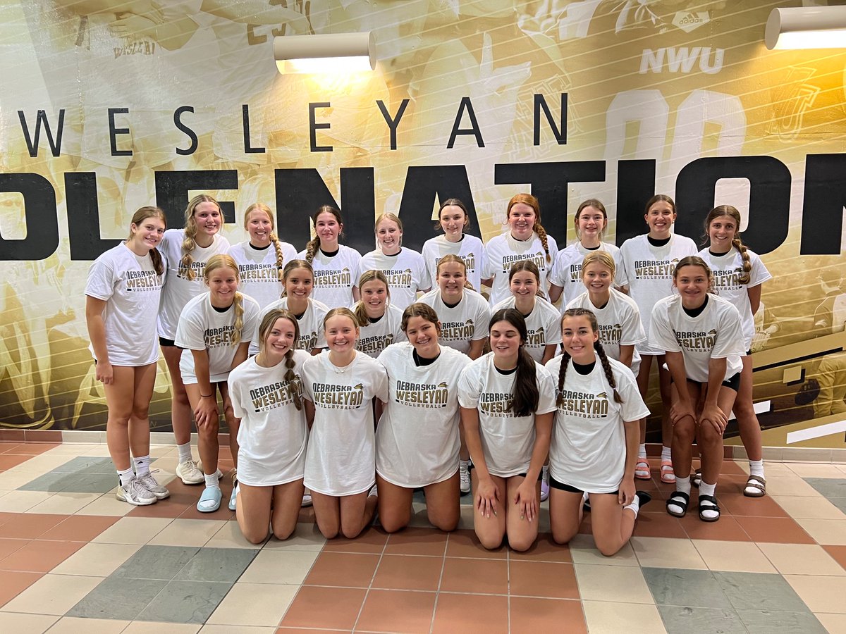 NWUVolleyball's tweet photo. Congrats to Malcolm for winning the Varsity and JV for winning our team camp today! https://t.co/pYIWuWI02g