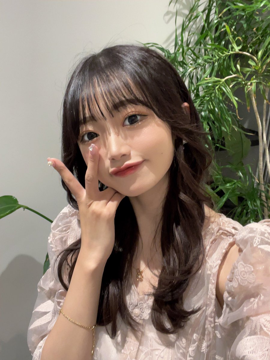 rika_n24x's tweet photo. ねおきとメイク直し後 https://t.co/jkipCbS08Y