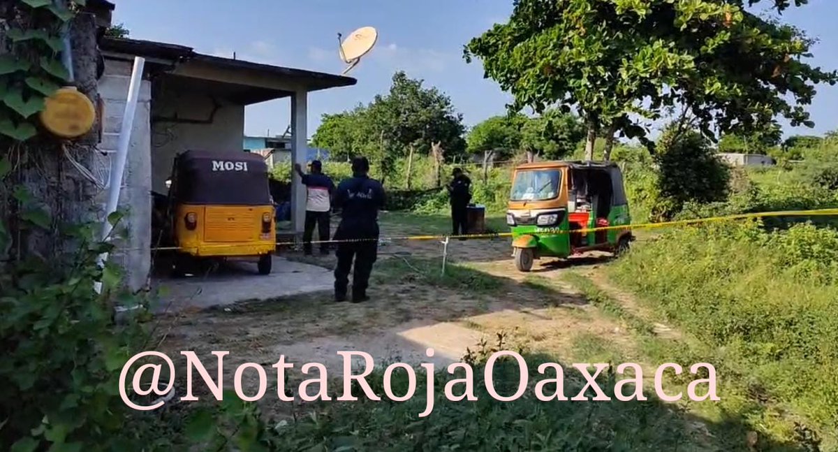 Tecko_01's tweet photo. EJECUTAN A EX ELEMENTO POLICIACO DE JUCHITÁN OAXACA
Juchitán Oaxaca; Ex elemento de la Policía Municipal fue ejecutado a balazos por sujetos desconocidos en su domicilio en la Colonia Charis Castro de la Séptima sección.

Familiares lo identifcaron como Miguel Ángel Aquino https://t.co/ju4fbDHbNt
