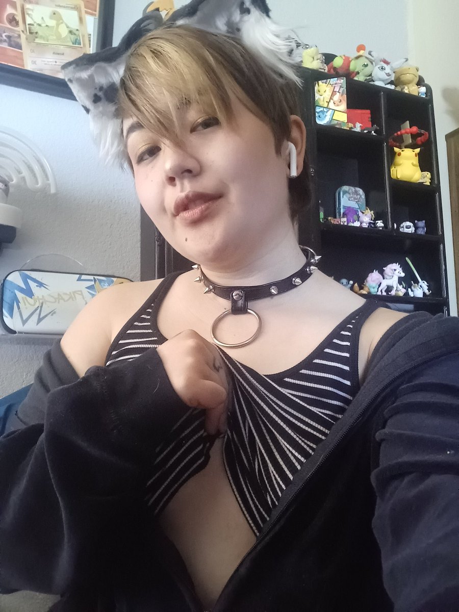 acemaystray's tweet photo. UwU

#petplay #kinky #ftm #model #submissive #subdom #bdsm #collared #hethey #enby #gothboy #femboy #onlyfansgirl https://t.co/zC8YfQTOvE