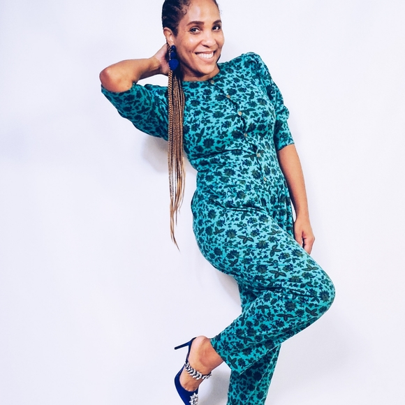 So good I had to share! Check out all the items I'm loving on <a href="/Poshmarkapp/">Poshmark</a> #poshmark #fashion #style #shopmycloset #athleta #vintage: posh.mk/m8Z7O0l6sBb