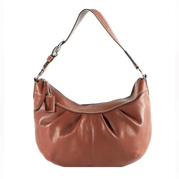 itsniabby's tweet photo. So good I had to share! Check out all the items I'm loving on @Poshmarkapp #poshmark #fashion #style #shopmycloset #coach #madewell #dooneybourke: https://t.co/j7nAlkhZTJ https://t.co/cZnFBMdN1w