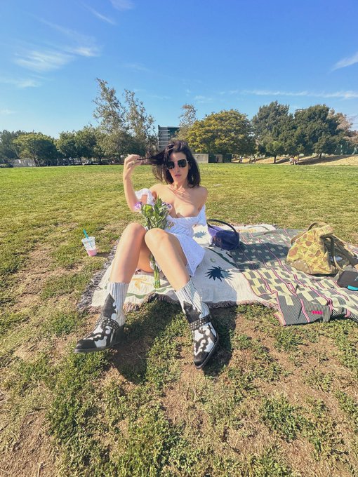 💐 https://t.co/o7cWRzMxk2 ✨ https://t.co/HNvZPP5nXx