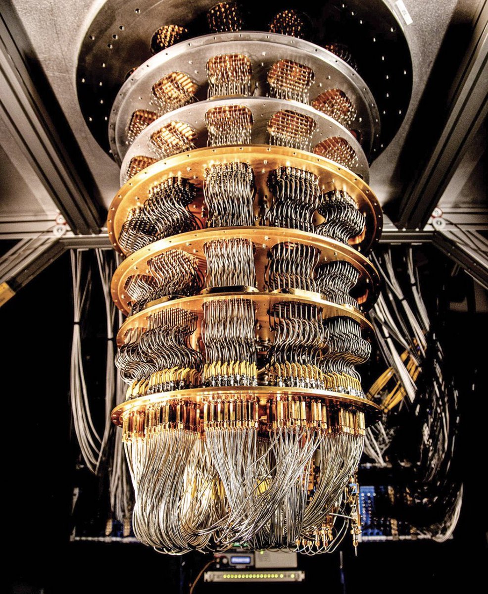 jmgc1982's tweet photo. El nuevo ordenador cuántico de Google puede realizar 47 años de tareas informáticas en sólo 6 segundos.

¡El futuro de la informática es apasionante! https://t.co/8S8qW2LOeZ