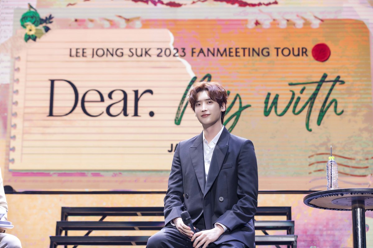 applewood_kr's tweet photo. LEE JONG SUK 2023 FANMEETING TOUR <Dear. My With> in JAKARTA

Thank you JAKARTA🧡

#LEEJONGSUK #이종석 #팬미팅 #FANMEETING #Dear_My_With #APPLEWOOD #LJSinJKT https://t.co/Y9cXY3eu88