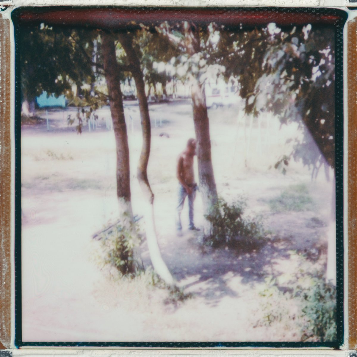 tomafotograaf's tweet image. Polaroids from last year. #polaroid #alternativephotography