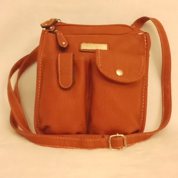 So good I had to share! Check out all the items I'm loving on <a href="/Poshmarkapp/">Poshmark</a> #poshmark #fashion #style #shopmycloset #rosetti: posh.mk/nsoGJwWrtBb
