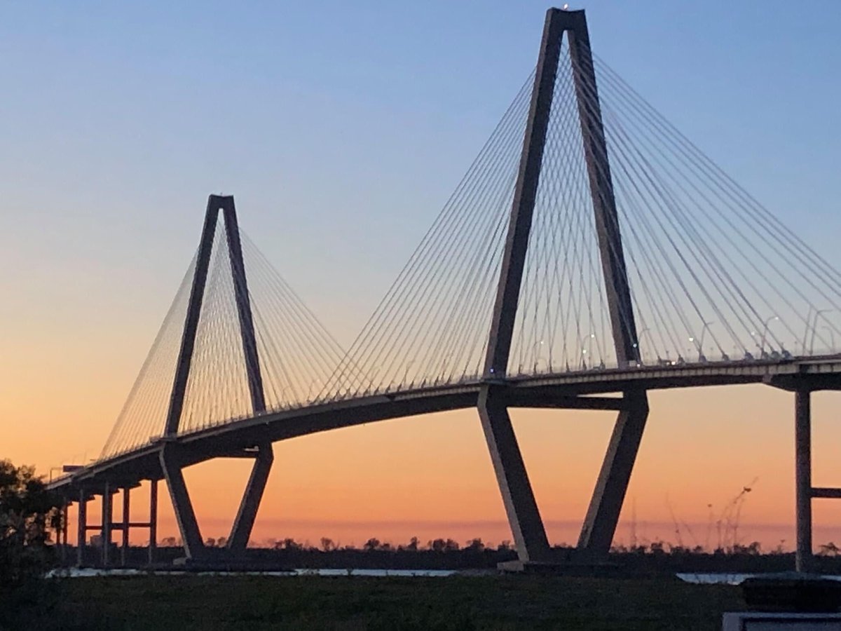 RareFlairStore's tweet photo. @mimikmorgan I played a gig recently at Harborside East and it was such a great view of the bridge https://t.co/bQ5JRTeH0Y