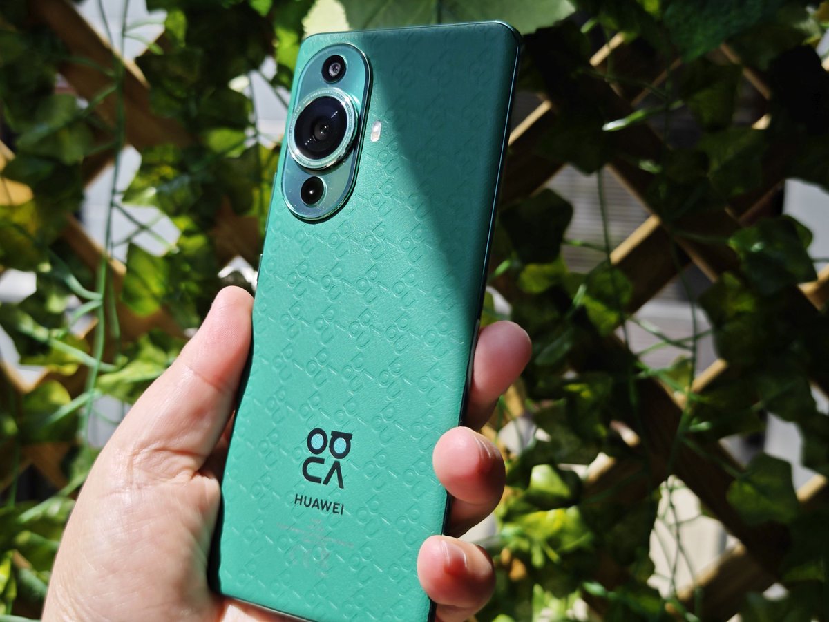 TECHNOSenior1's tweet photo. Huawei #nova11Pro - krótko mówiąc jest dobrze, ale spodziewałam się troszeczkę większego skoku względem poprzednika. Smartfony z serii Huawei nova 11 stworzone zostały z myślą o kreatywnych osobach.
@PolskaHuawei
@Huawei_Europe
#własnytest
@Huawei
https://t.co/g6f21Pha2Y https://t.co/XMfwlbkZaB