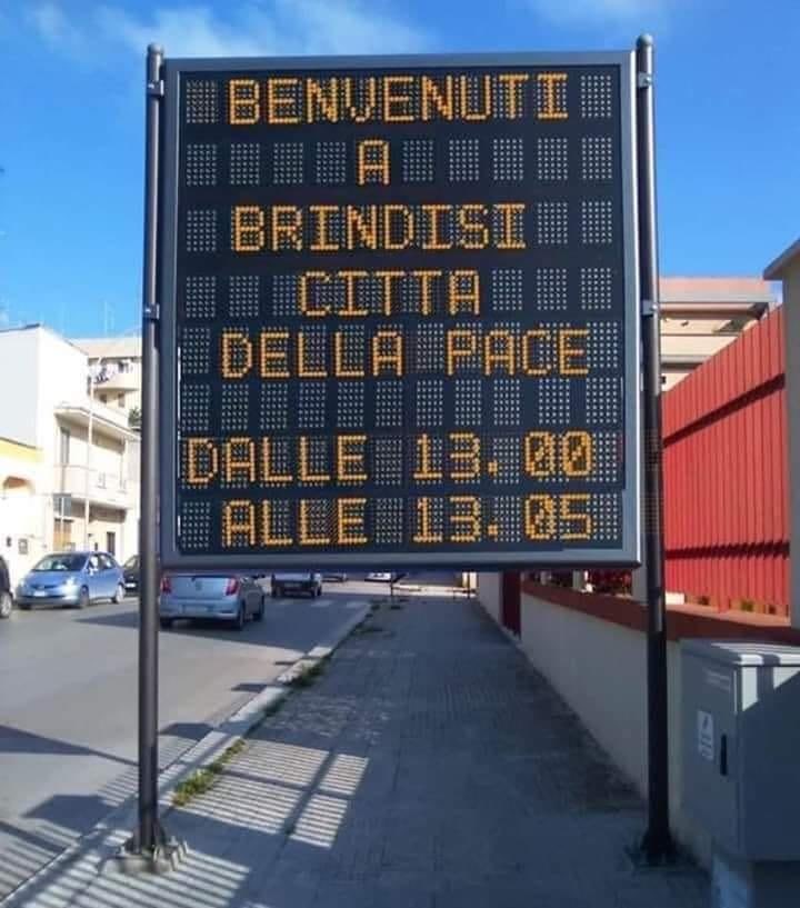 redbullabuser's tweet photo. città dell’odio dalle 13.06 alle 12:59 https://t.co/gLeiZrHLyl