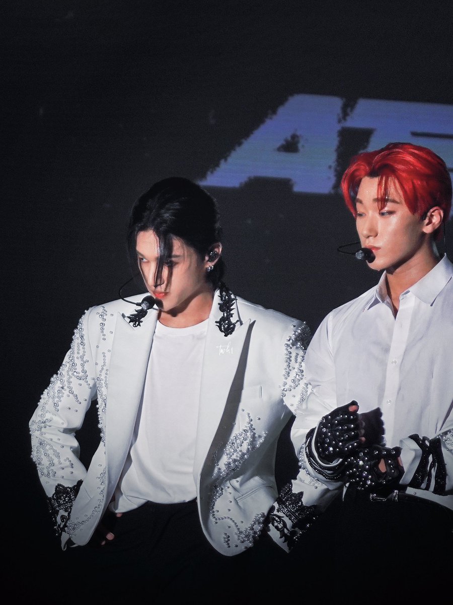 Tengwang2O's tweet photo. 230715 
◾️🔺

#에이티즈 #ATEEZ 
#WOOYOUNG #우영 #SAN #최산
#woosan 
#ATEEZinHK https://t.co/VK5JWSn8hC