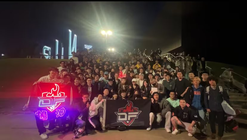 DreamFireTeam tweet media