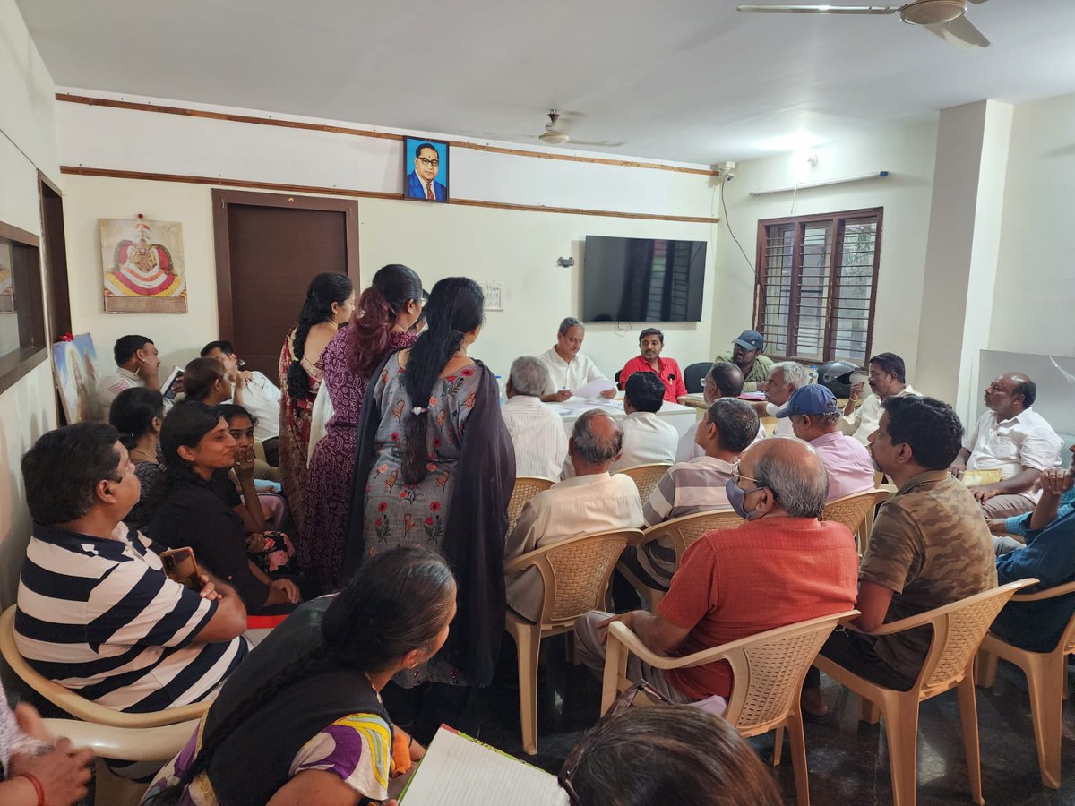 AECS_Layout's tweet image. AECS Layout Ward Committee meeting  (15-07-23)
Points discussed
1. No Water Supply in AECS B, A, C, D and E blocks since many months(@chairmanbwssb )
2. Encroachment of Footpaths (@BBMPCOMM )
Officials told &quot;We cannot help. if needed, go to higher officials. Reach out to JE&apos;s&quot;