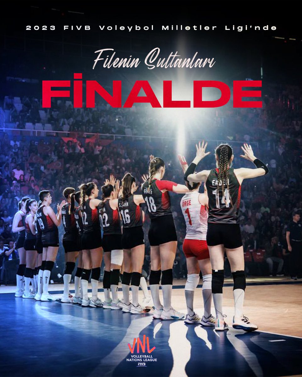 elfgumus's tweet photo. Finaldeyizzzz!.. Harika bir maç izledim sayenizde #FileninSultanları 💪🏐 https://t.co/PxbOCpli8v