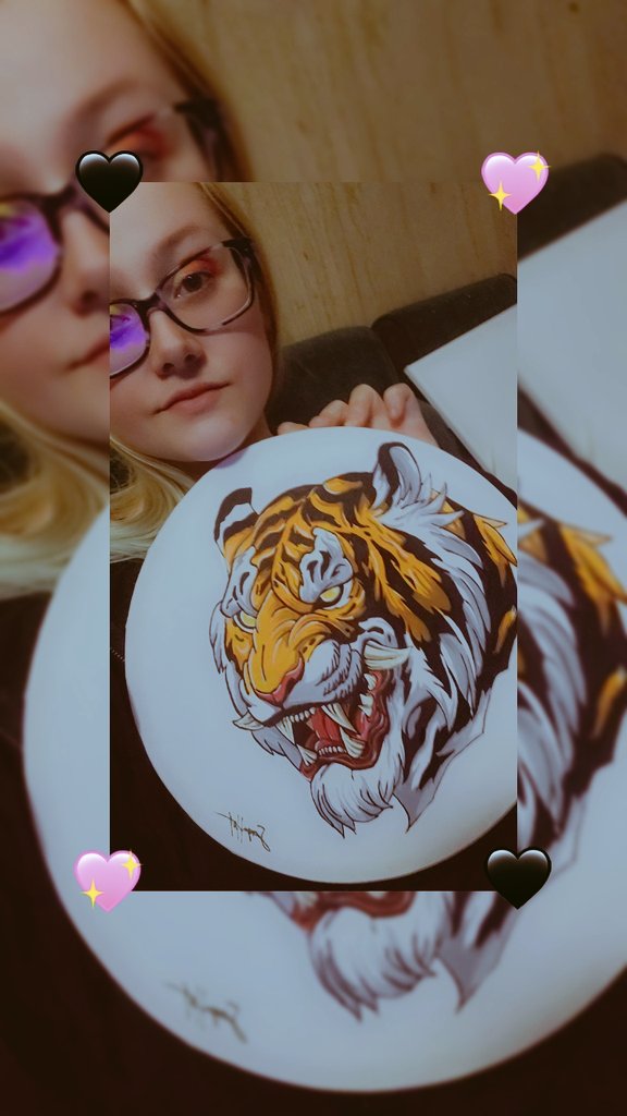 Tiger canvas I painted a few months back 🥰 #Tiger #Canvas #artist #art #visualvibes #artdaily #Twitter #SmallBusiness