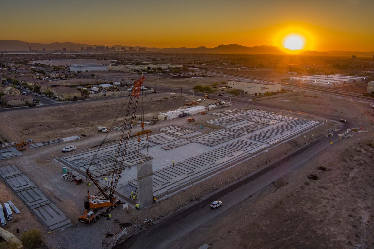 _LMConstruction's tweet photo. 🚧 Exciting News! 🚧

 In just 3 days, we successfully lifted one of our latest projects! Pictured is the first panel lifted and the last. 🏗️💪

Check it out 👉 https://t.co/1DcBP1Q9RC

#LMConstructionCo #LasVegas #TiltUp https://t.co/aeiiS4qOEe