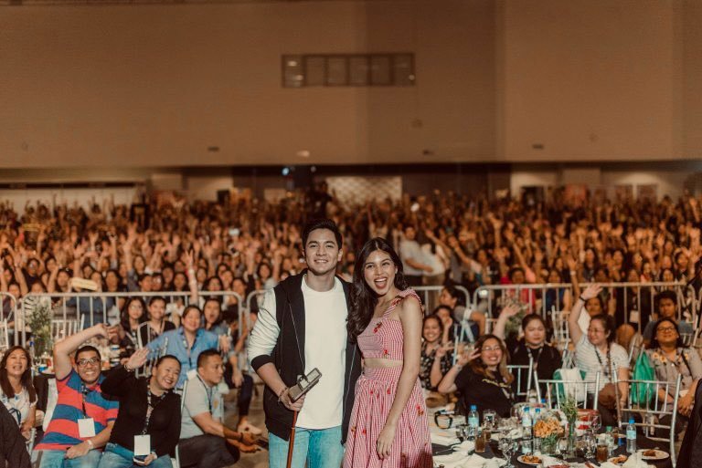 Happy Happy 8th Anniversary, AlDub and ADN!

Looking forward to more anniversaries for our fandom!
Stay strong for us and keep shining.

#ALDUBatADN8Years