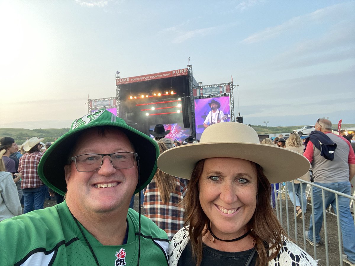 Jeff Hoiness tweet media