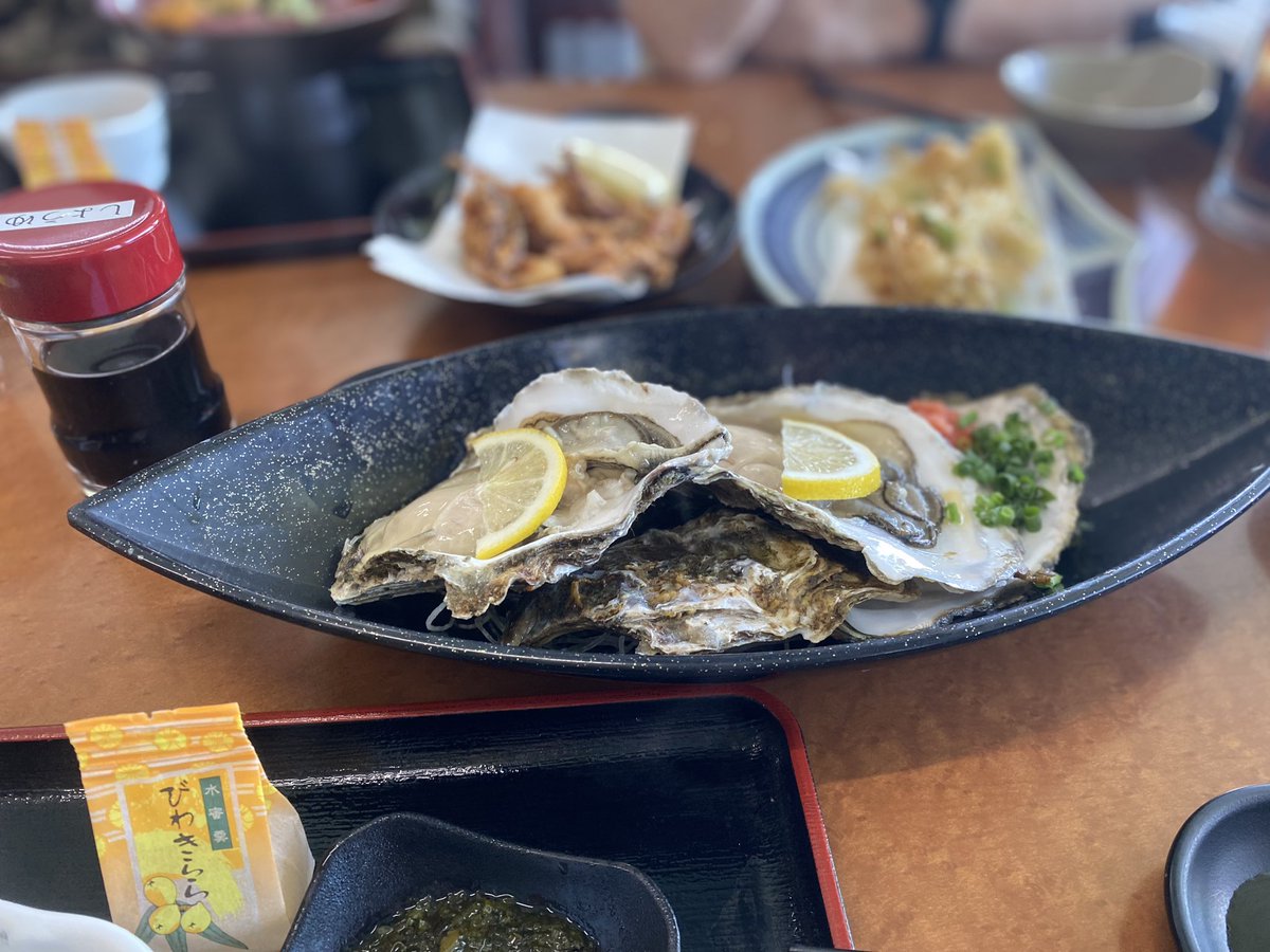 keeper_kimi's tweet photo. 本日は義理父と嫁さんと息子とドライブ
#漁師料理かなや 
でお昼ご飯 https://t.co/rhkdTMlppe