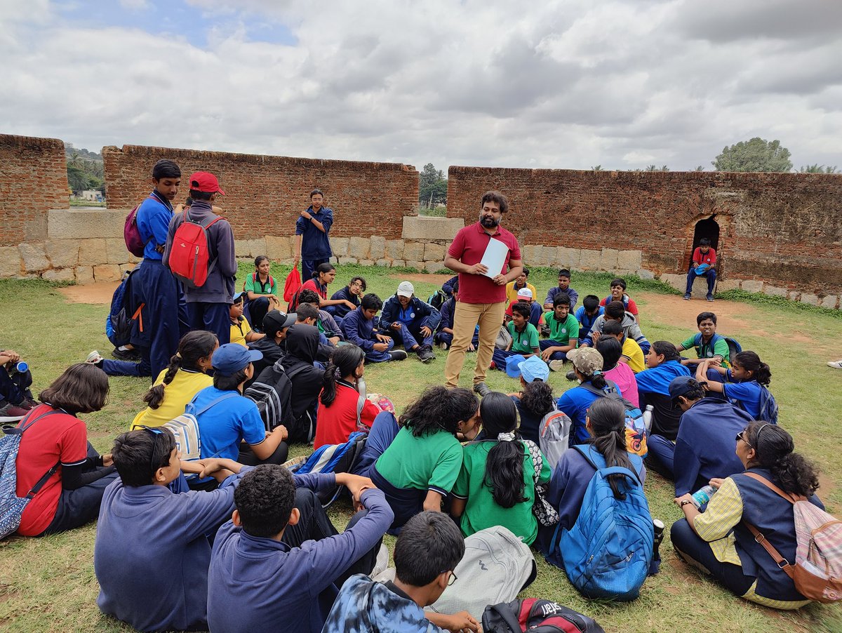 arjunbhat's tweet photo. Discussing medieval battles and military architecture on an educational tour of the Devanahalli Fort
#travspire #edutour #education #bengaluru https://t.co/hd7BTvfJI1