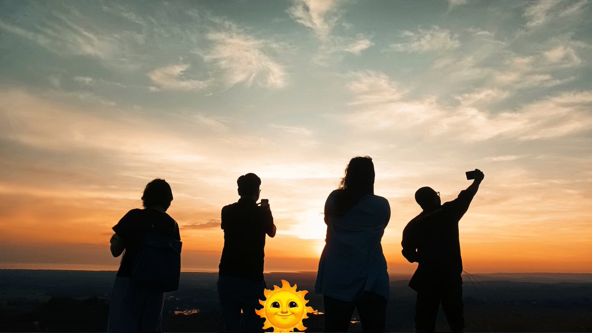 Here comes the sun... #sumba #Indonesia #sunrise