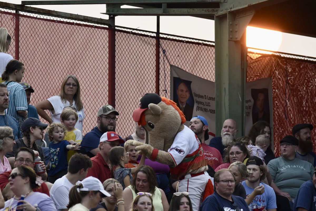 A new attendance record. 6013 guests at tonight’s game. Mustangs Nation, we ❤️ you!
