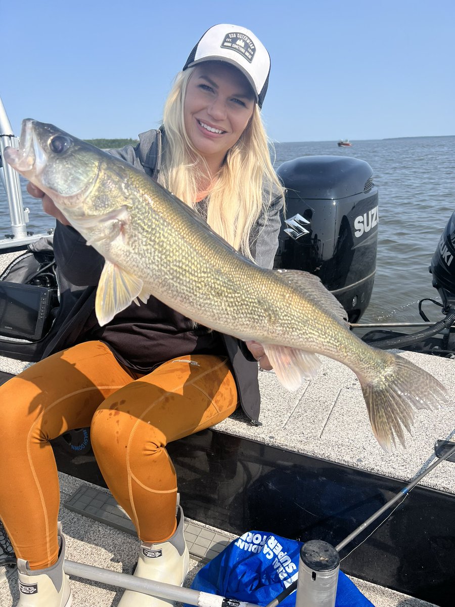 NicoleKStone's tweet image. New YouTube video just dropped; youtu.be/YOFtY3ASvxc  #fishing  #walleye