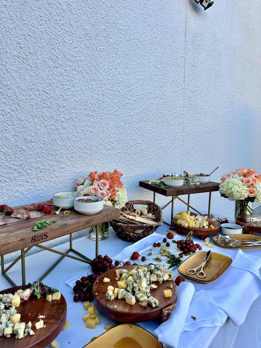 Javier Sparks tweet media