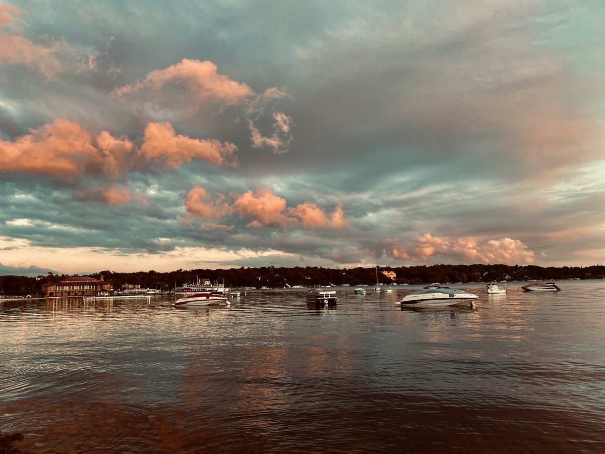 Lake Geneva,Wisconsin #sunset #clouds #LakeLife