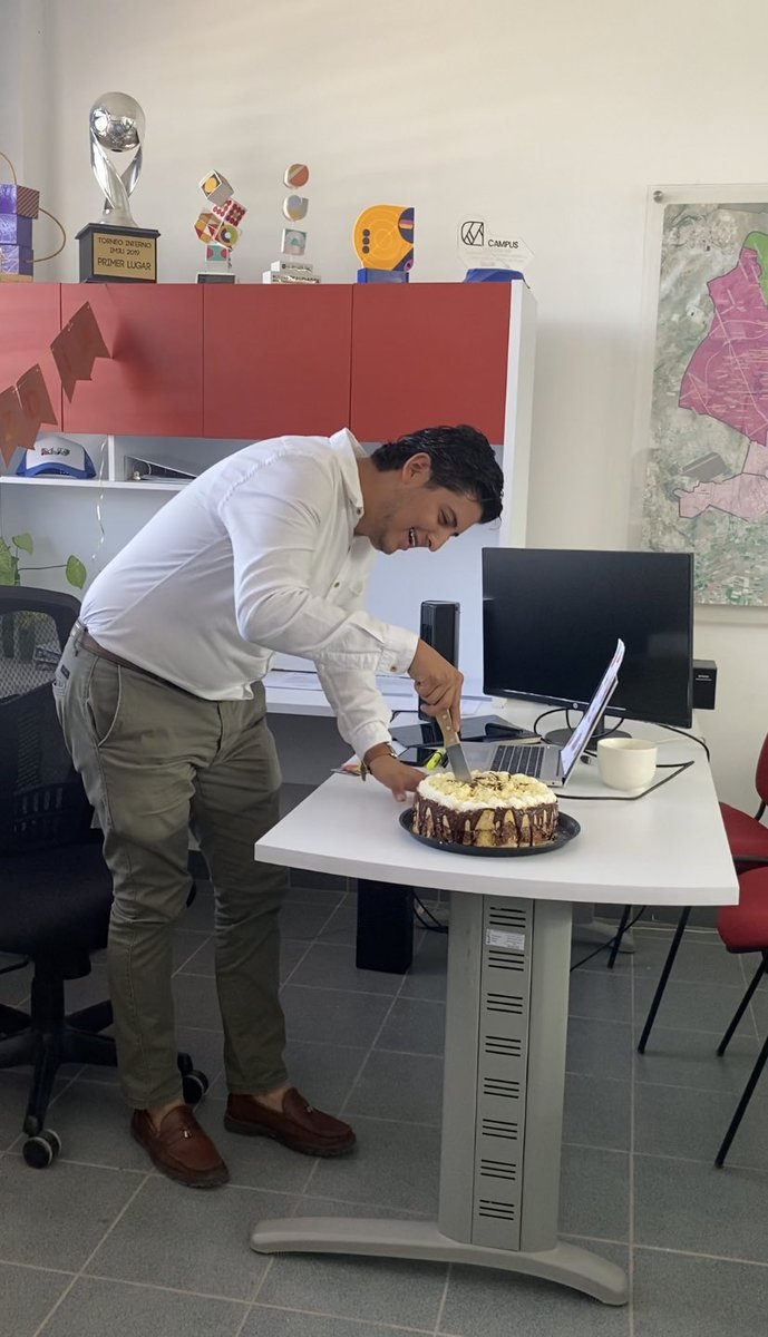 🤩 Agradecido completamente con todas y todos por sus llamadas, mensajes, historias y detalles por motivo de mi cumpleaños #26. Ha sido un año lleno de retos, aprendizajes y muchas experiencias. 🙌🏻

Gracias, gracias, gracias 🙏🏻

#Cumpleaños26 🎉