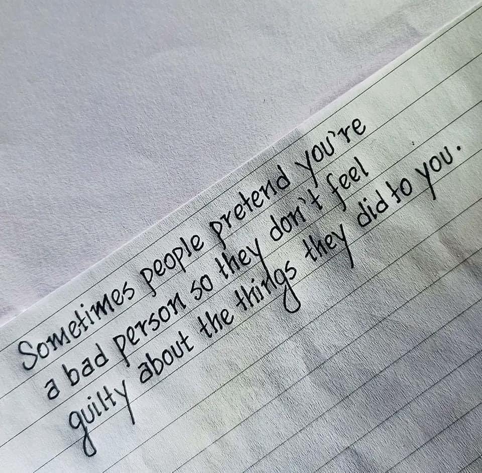 EizaRahman's tweet image. #PsychologicalProjection
is used as a defense mechanism, and defense mechanisms are used to cope with feelings and emotions that we have trouble expressing or coming to terms with.

Be aware of your projections and blaming others of things you do.
