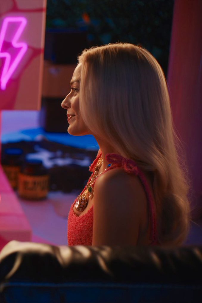 filesmargot's tweet photo. FOUR DAYS FOR #BARBIE  THE MOVIE https://t.co/ucGOHBmYmt