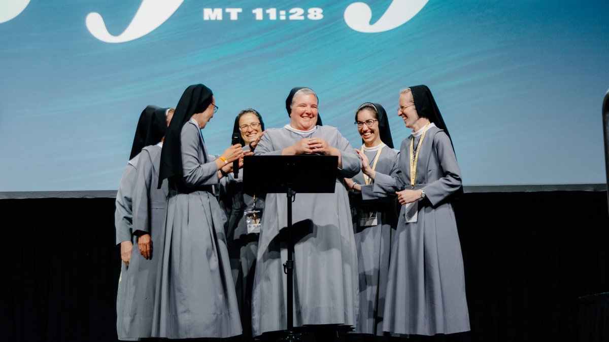 "That was probably the coolest thing you're gonna see all weekend. ... It's the coolest thing I got to receive all weekend." 

These words were from Sr. M. Karolyn after the sisters from her community prayed over her prior to the Saturday keynote. 
#steubystl #catholicstl