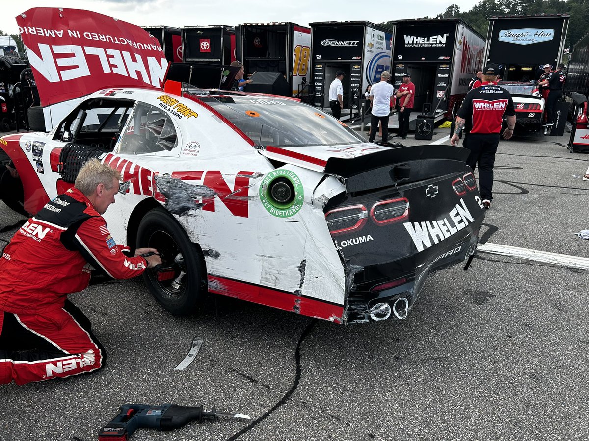 Lots of attrition in the Xfinity Series race today. Felt like a true short track race. Some consider @NHMS a short track; others don't. What do you think? 

#NASCAR https://t.co/ZSpddRr5Jv