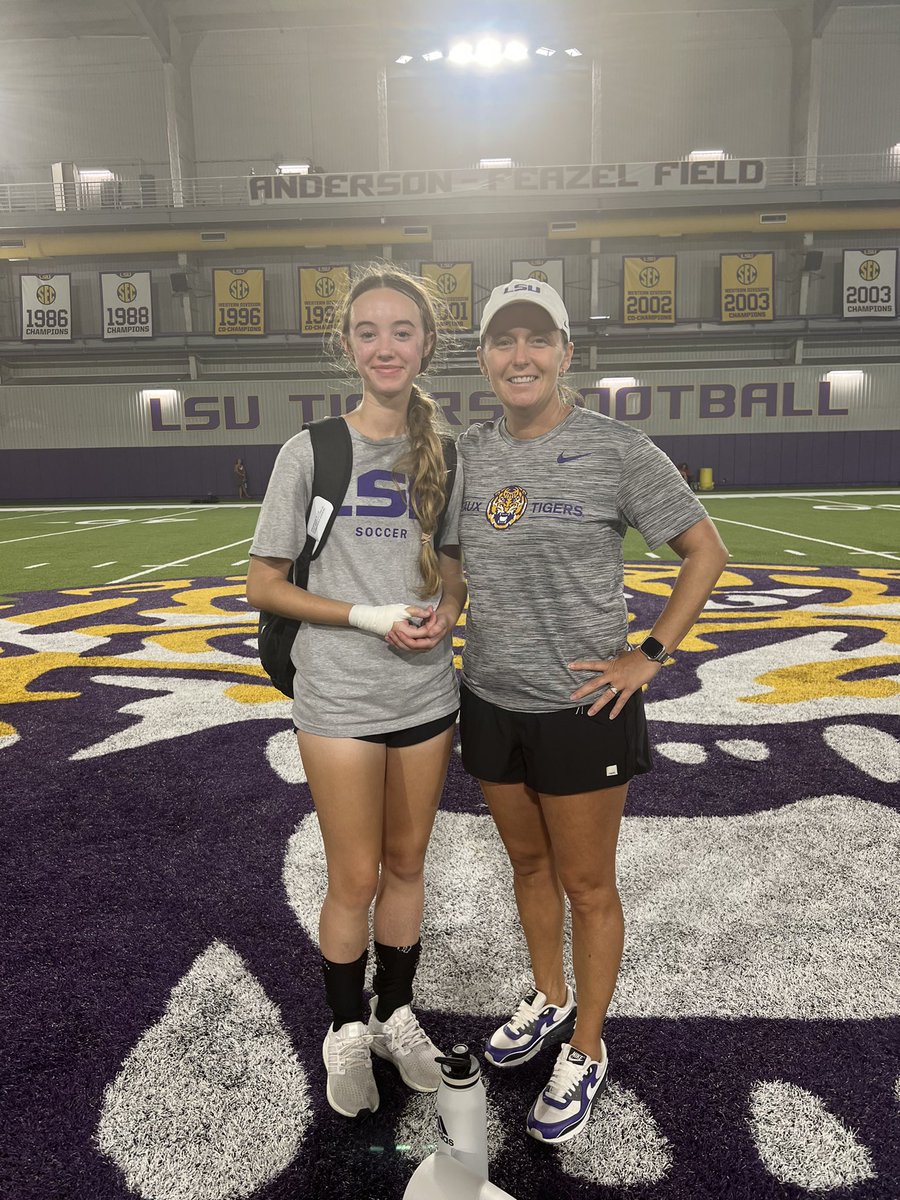 TeaganPerot's tweet photo. Had an amazing day with @LSUSoccer for ID Camp. The coaches were awesome, the tour was so cool, and I met some great girls. Thank you LSU for an unforgettable experience! 💜🐯💜

@TiffHansenLSU @DKSC_official @DKSC08RL @JayV1221 #dksc @Albion_Jacey @SealySoccer @ImYouthSoccer https://t.co/ipszGF6Kb8