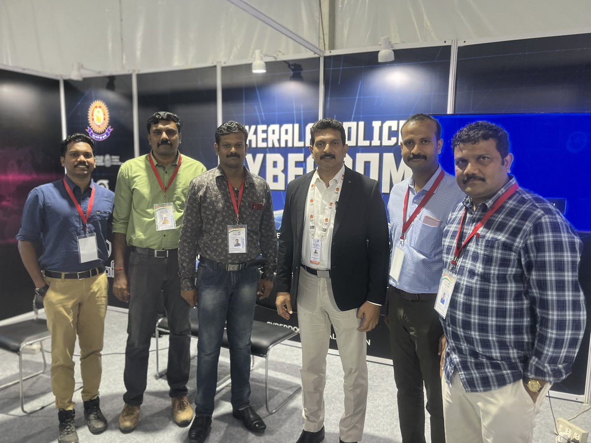 Visited Exhibition Stalls of G20 Conference on Crime and Security in the age of NFTs,AI&Metaverse 13th-14th July 2023, Gurgaon Glad to be clicked @cyberdost & with former colleagues from @CyberdomeKerala of which I was a founding member. #G20India #G20CCS #NoICTforCrime #I4C